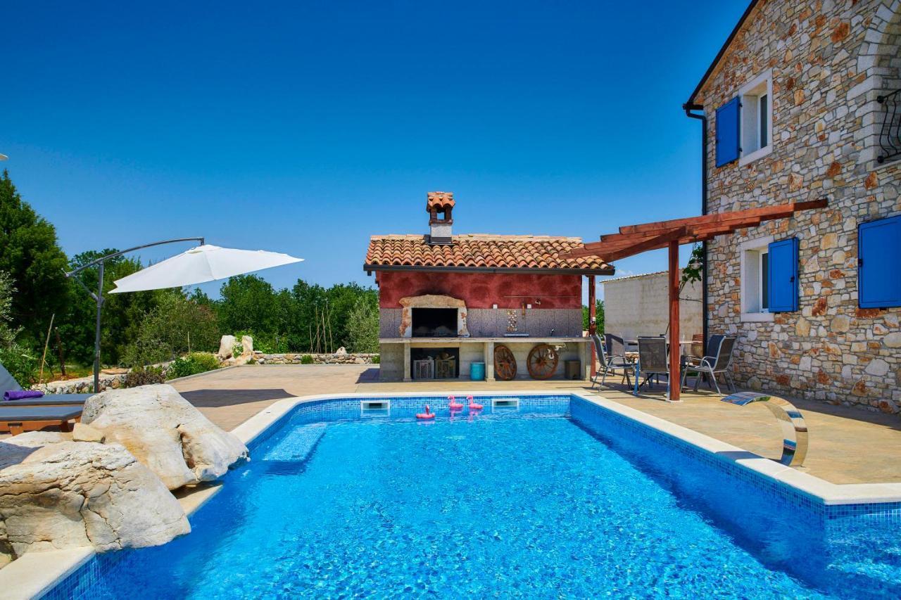 فيلا Relax House Surrounded By Olives And Vineyard Stifanići المظهر الخارجي الصورة