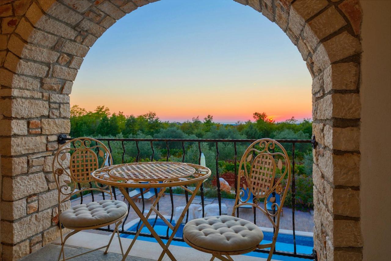 فيلا Relax House Surrounded By Olives And Vineyard Stifanići المظهر الخارجي الصورة